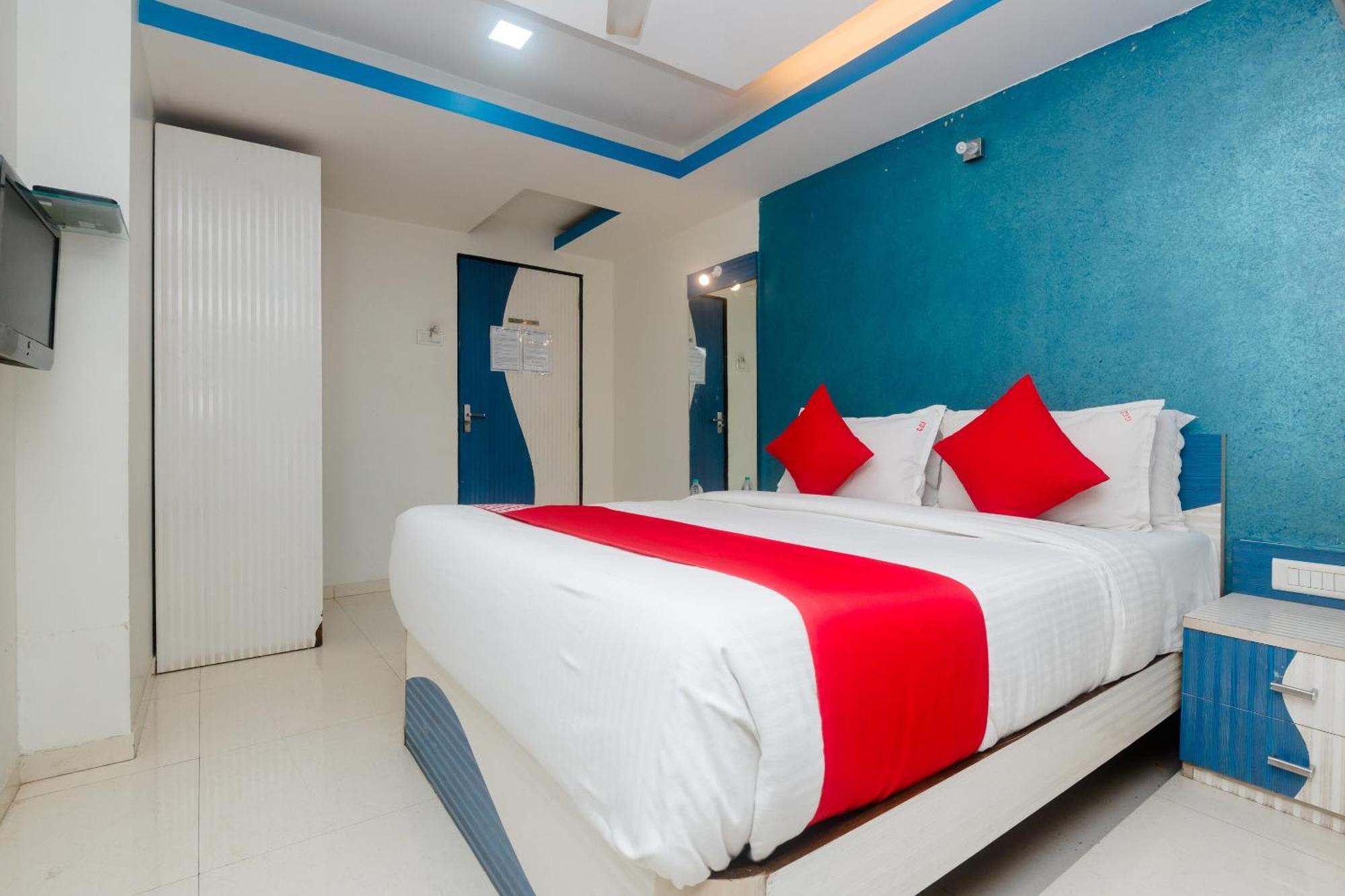 Collection O Grand Corp Inn Mumbai Dış mekan fotoğraf