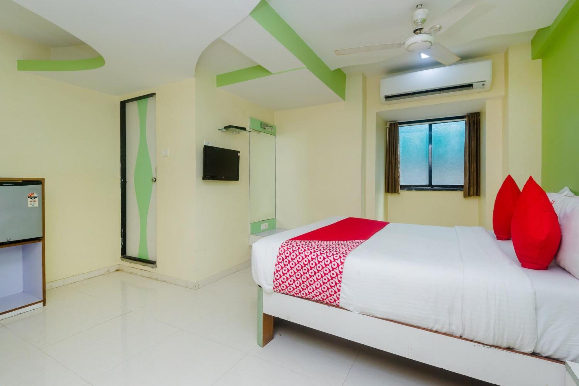 Collection O Grand Corp Inn Mumbai Dış mekan fotoğraf